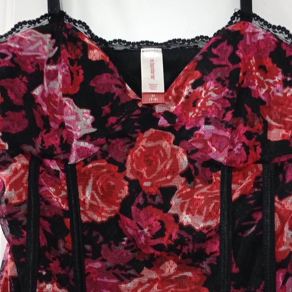 No Boundaries Floral Camisole - Red and Black - Picture 5 of 5